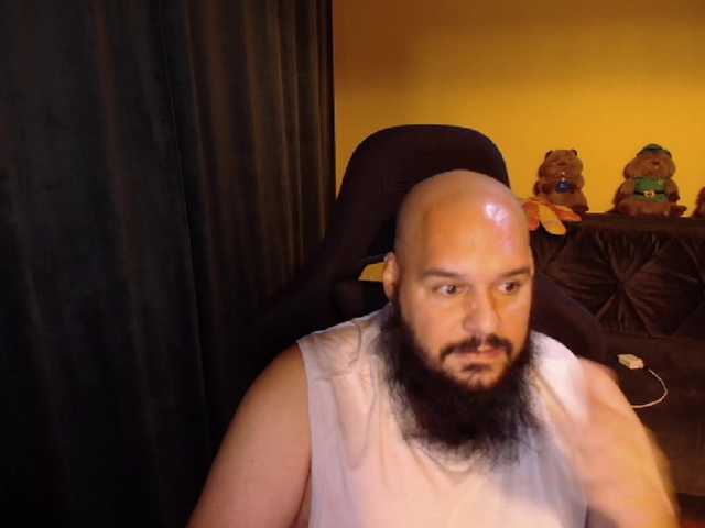 guessswho24