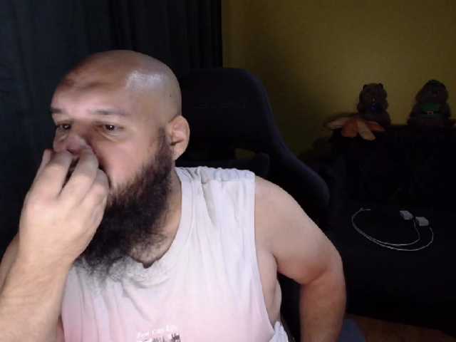 guessswho24