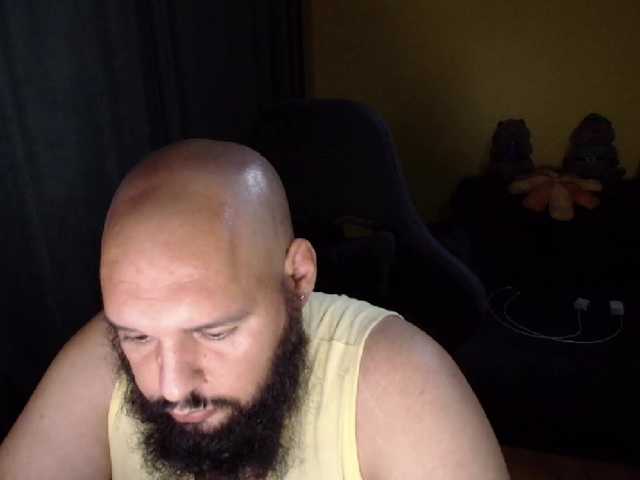 guessswho24