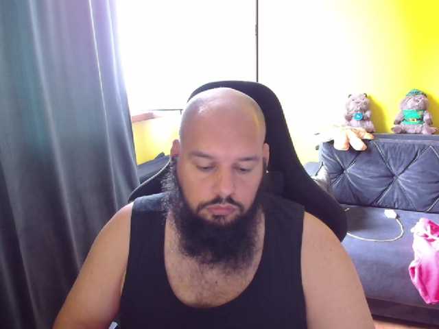 guessswho24