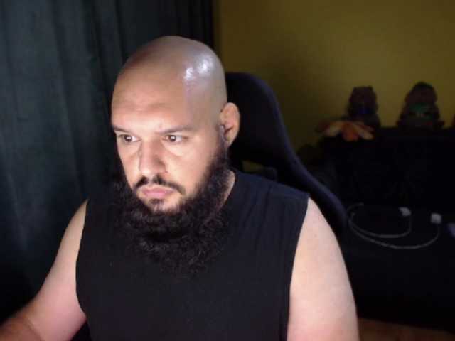 guessswho24