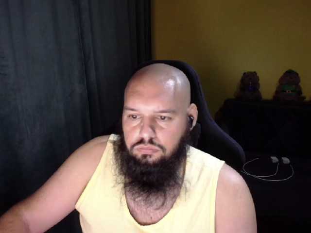 guessswho24