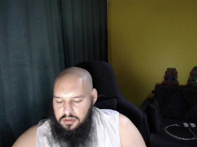 GuesssWho24