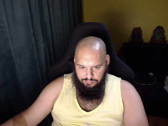guessswho24