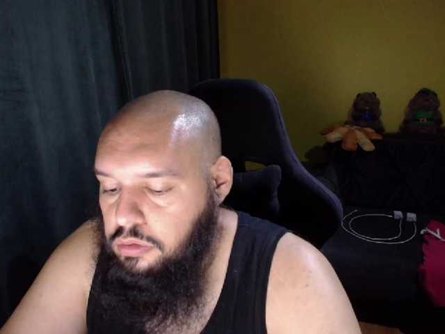 guessswho24