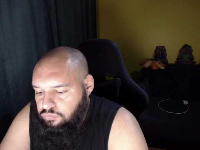 guessswho24