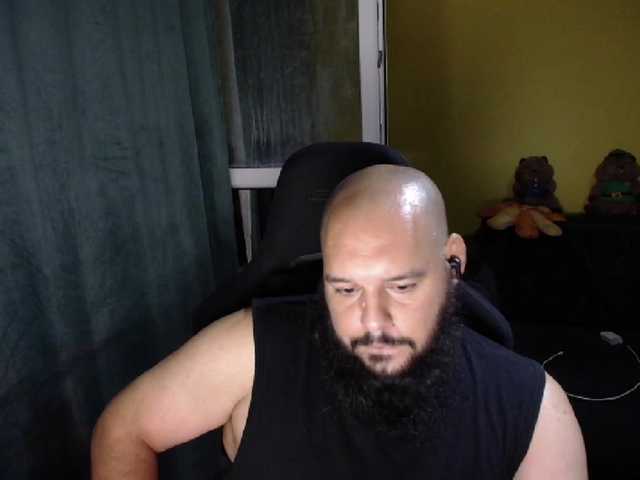 GuesssWho24