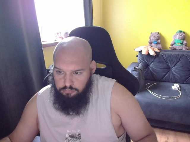 guessswho24
