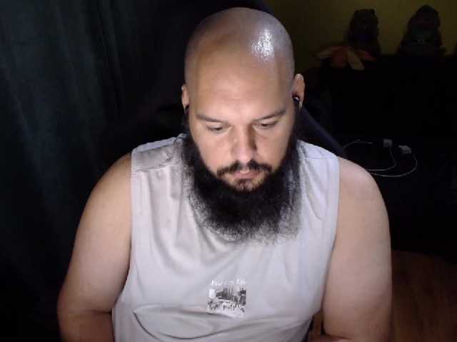 guessswho24