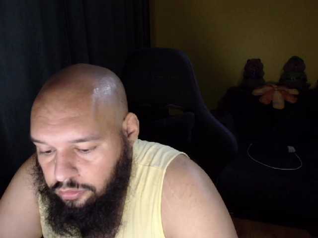 guessswho24