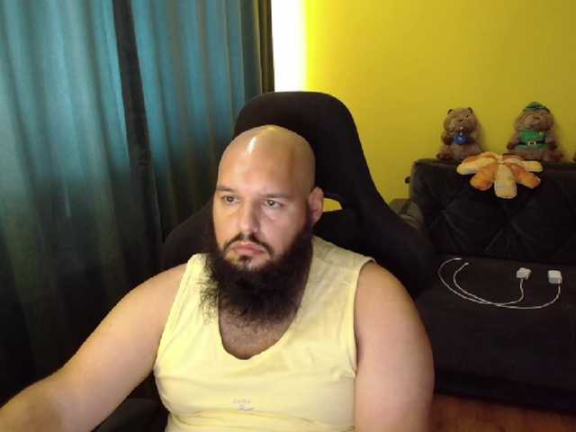 guessswho24