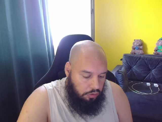 GuesssWho24