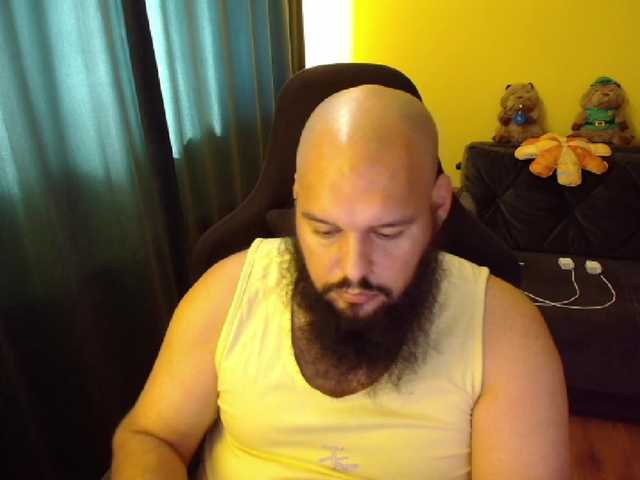 guessswho24