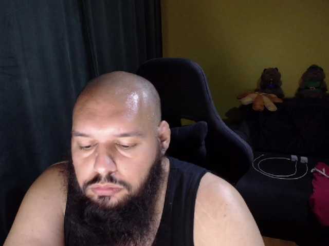 guessswho24