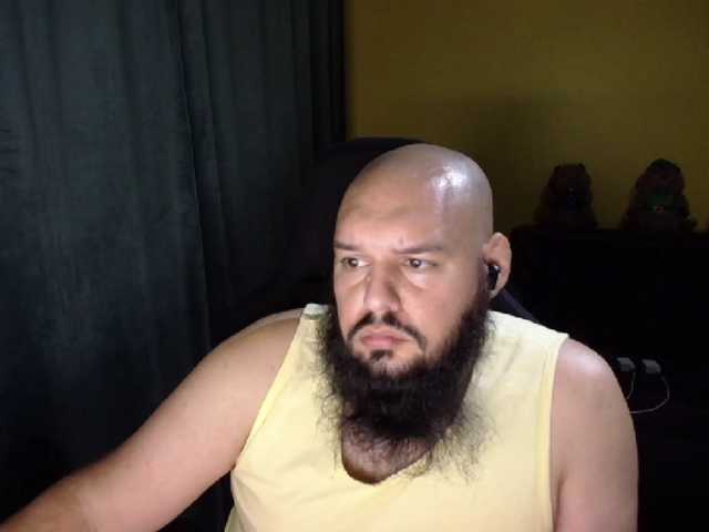 guessswho24
