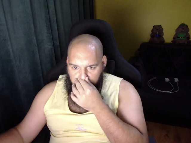 guessswho24