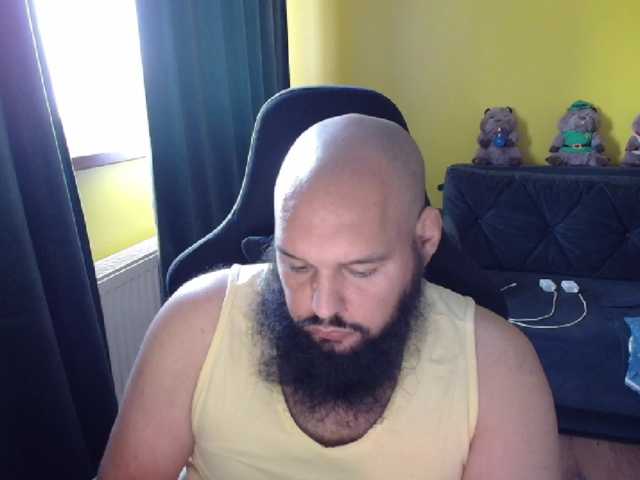 GuesssWho24
