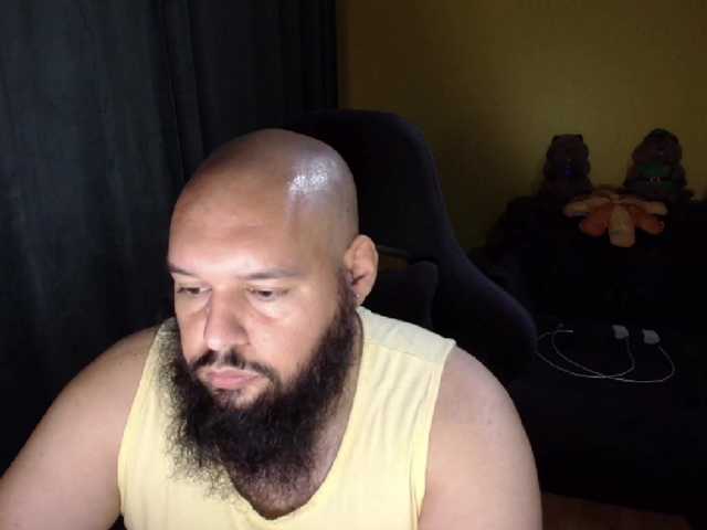 guessswho24