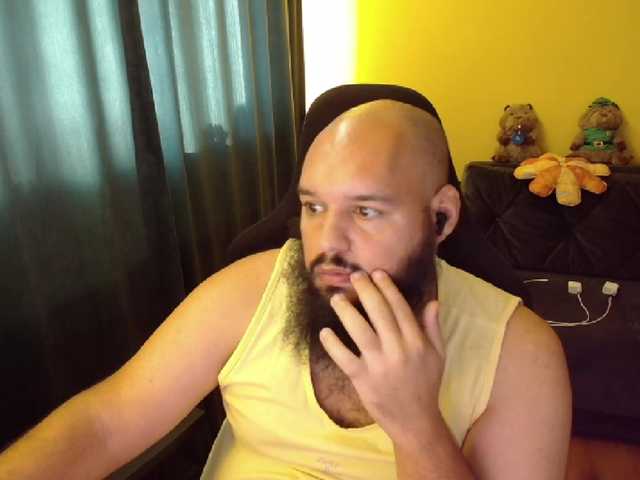 guessswho24