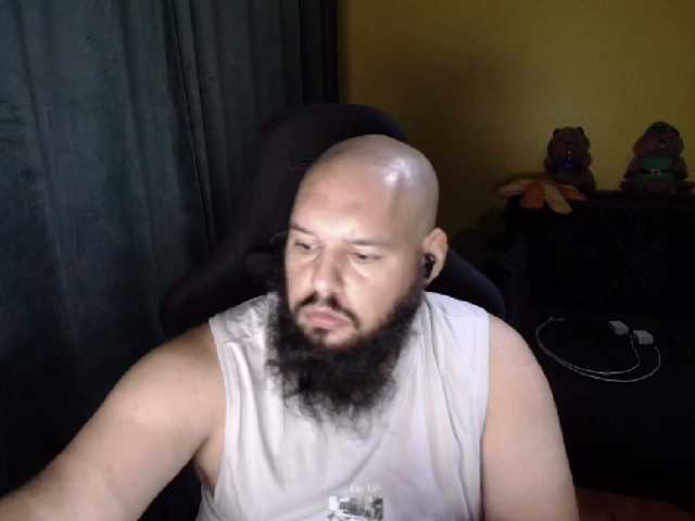 guessswho24