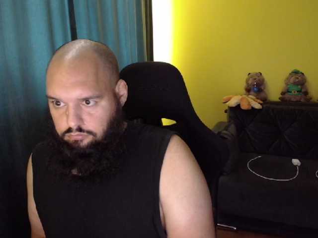guessswho24