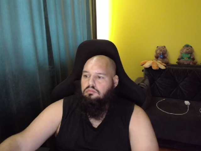 guessswho24