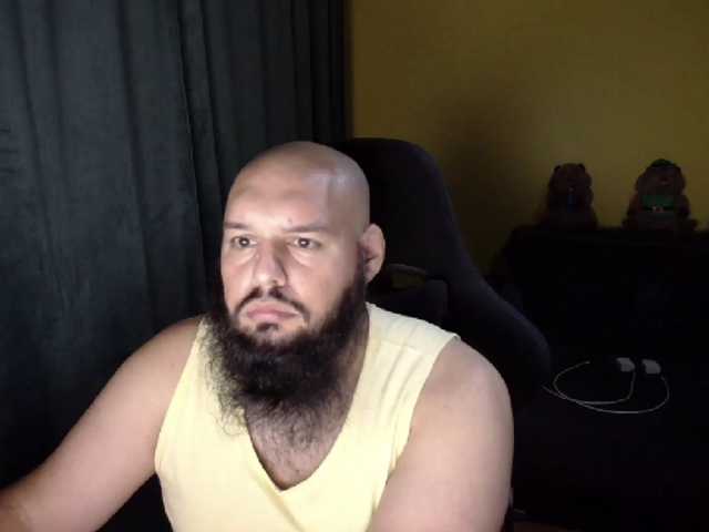 guessswho24