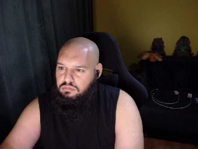 guessswho24