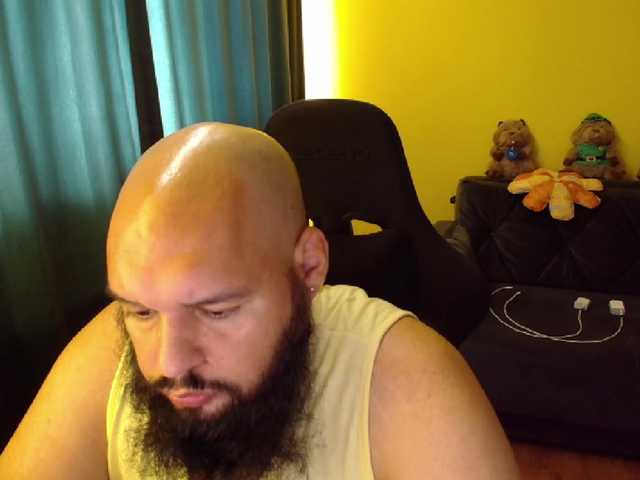 guessswho24