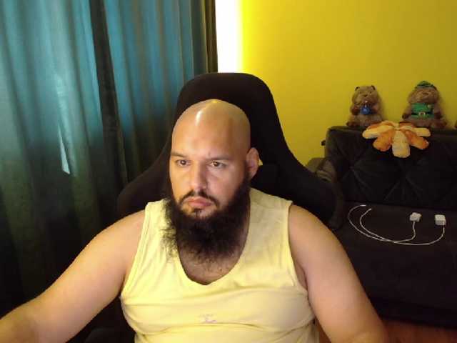 guessswho24