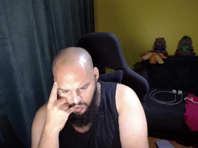 guessswho24