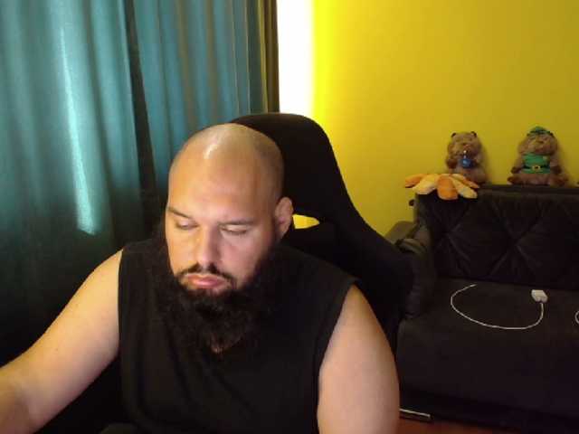 guessswho24