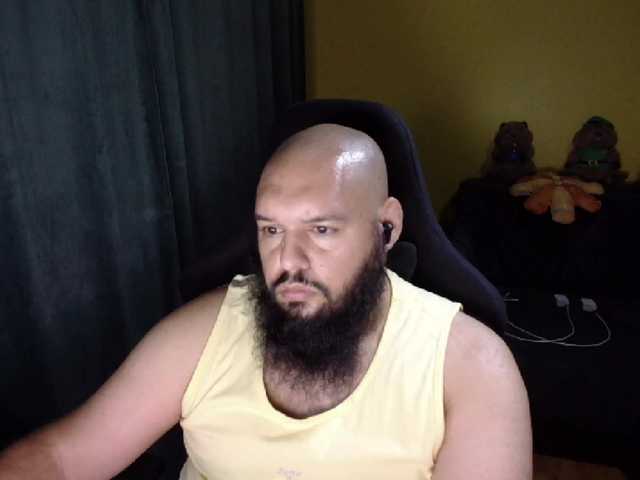 guessswho24