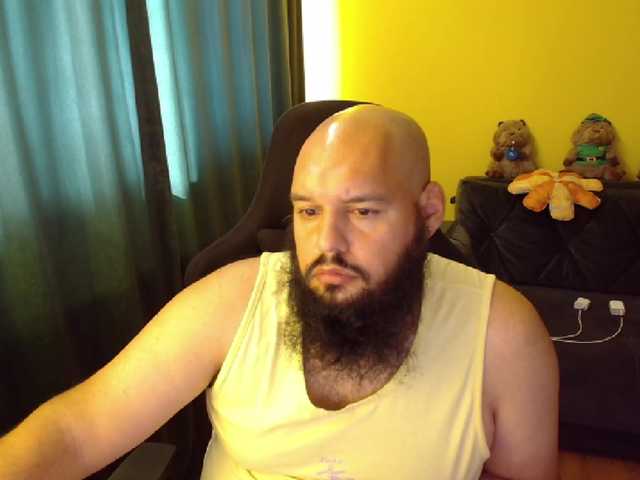 guessswho24