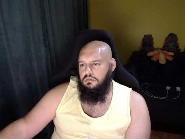 guessswho24