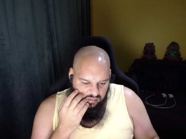guessswho24