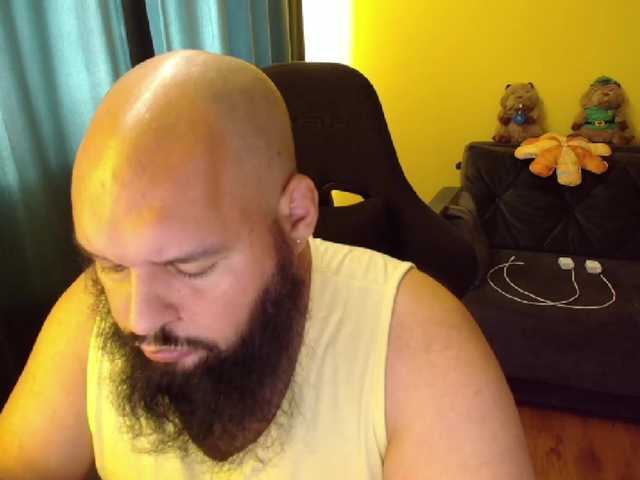 guessswho24