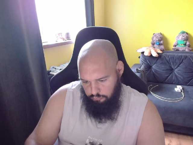 guessswho24