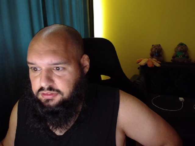 guessswho24