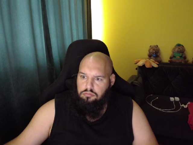 guessswho24