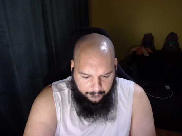 guessswho24