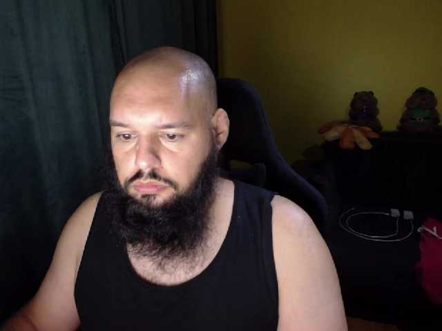 guessswho24