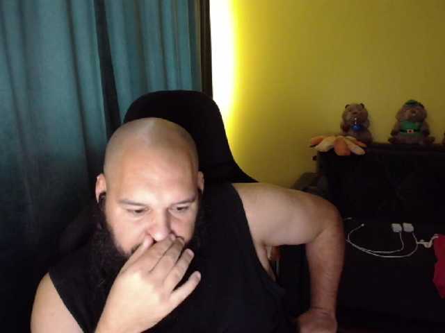 guessswho24