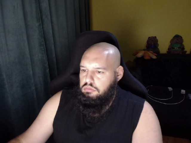 guessswho24