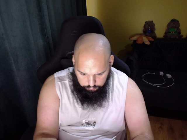 guessswho24