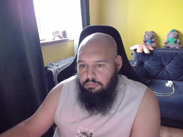guessswho24