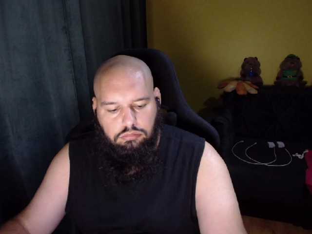guessswho24