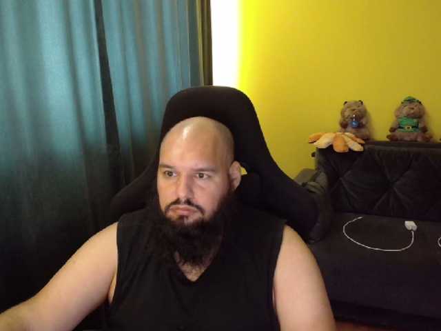 guessswho24