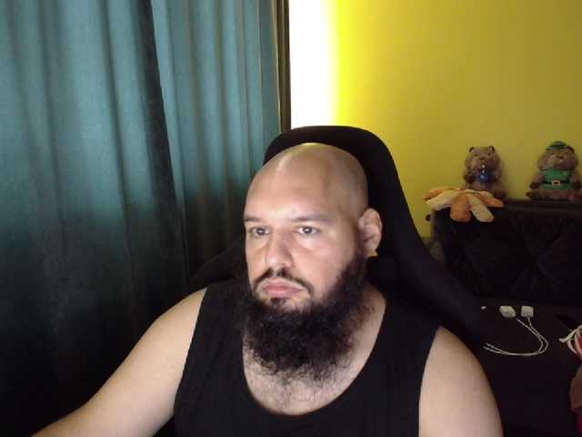 GuesssWho24