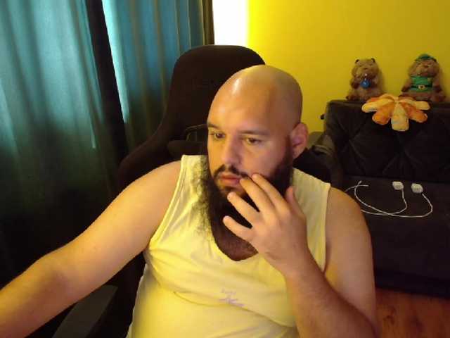 guessswho24